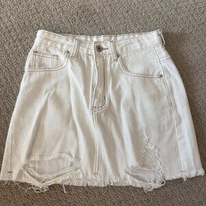 Women's White Skirt